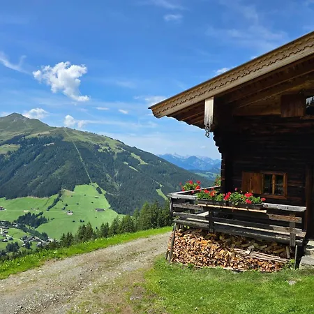 Eagga-niederleger Alm Feriehus *